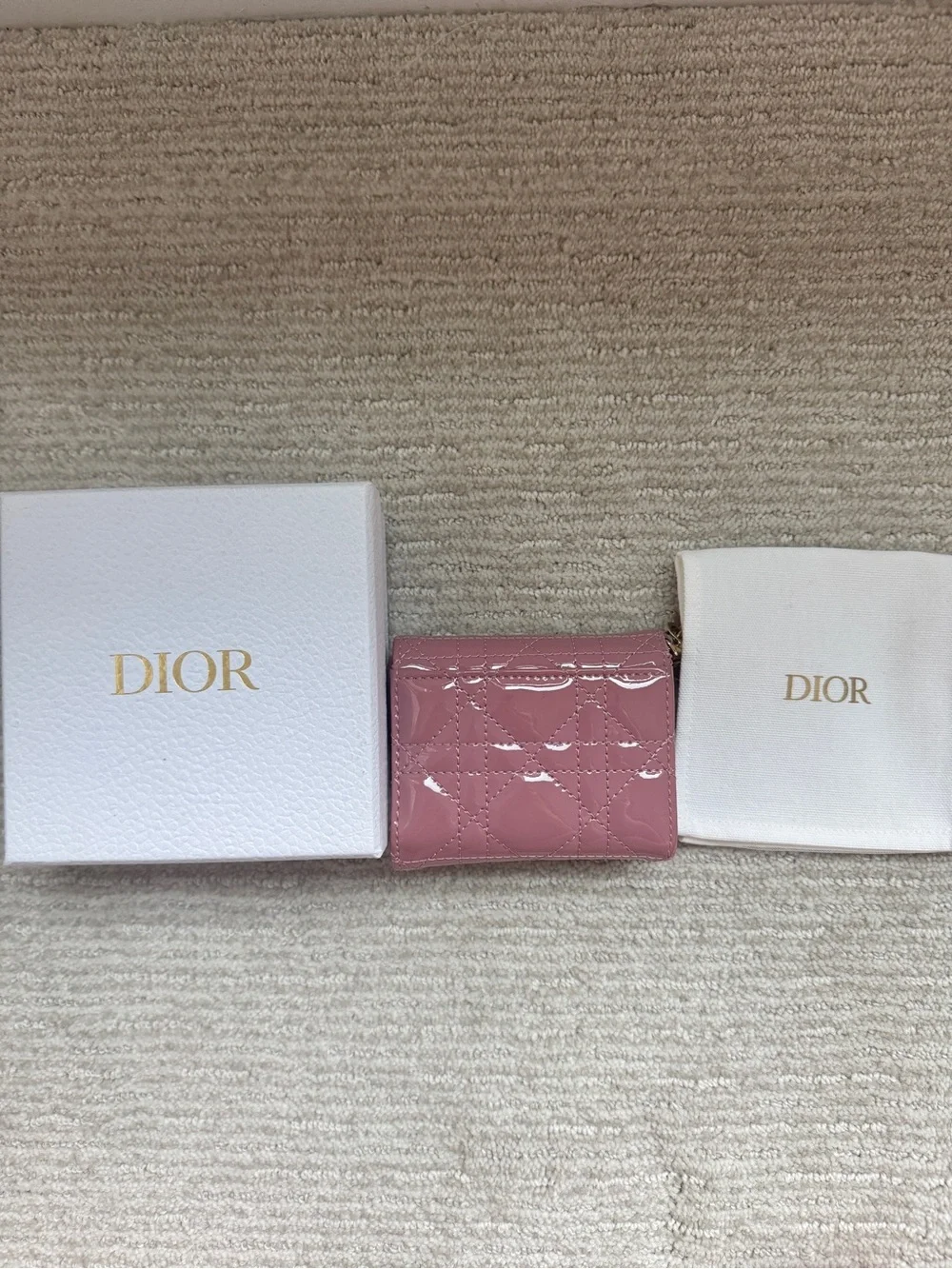 (Auth) Lady Dior Lotus Wallet Pink Patent Cannage Leather with box & dustbag